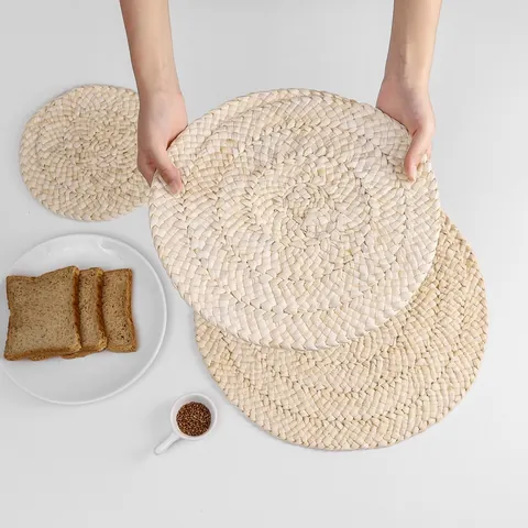 Japanischer Stil Handgeflochtene Maisschalen Wärmeisoliermatte Rund Natürlich Gewebtes Tischset Untersetzer Für Küche Esstisch
