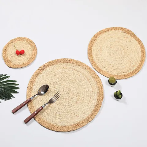 Round Woven Placemats Handmade Natural Corn Husk Straw Heat Resistant Coasters Tassel Japanese Style Table Decoration