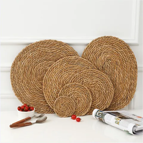 Natural Rush Grass Woven Round Placemats Heat Resistant Handmade Braided Table Mats Coasters For Kitchen Dining Home Decor