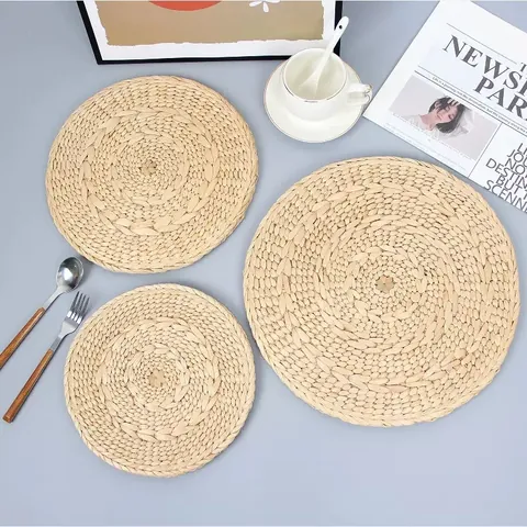 Set de Table Rond Tissé à la Main en Massette Isolation Thermique Antidérapant Dessous de Plat pour Table de Cuisine Style Japonais