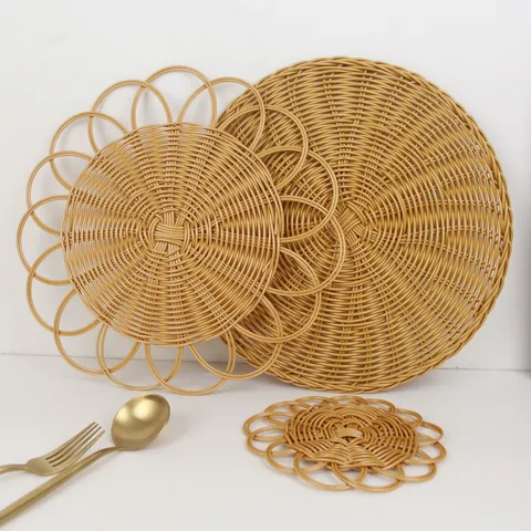 Woven Round Placemats Faux Rattan Heat Resistant Table Mats Sunflower Pattern Non-Slip Coasters For Dining Table Kitchen Decor Home Accessories