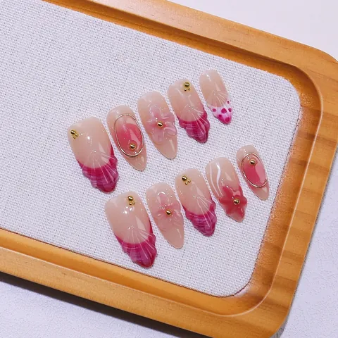 Unghie Finte a Pressione Fiore 3D Fatte a Mano Forma Mandorla Sfumatura Rosa Trama Conchiglia Unghie Lunghe Donna Manicure