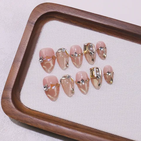 Uñas Postizas de Lujo Hechas a Mano Efecto Ojo de Gato Con Decoración de Diamantes y Perlas Rosa Nude Brillante para Mujer Fiesta
