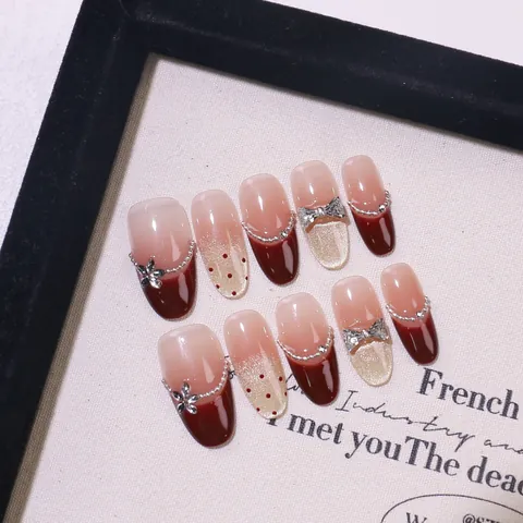 Handmade Press On Nails Wine Red French Cat Eye Design Bow Knot Pearl Chain Elegant Hepburn Style Artificial Fake Nails Women Beauty Decor