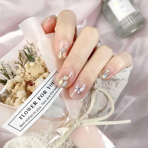Handmade Butterfly Press-On Nails With Shell Fragments Glitter Shimmer Pink Fake Nails Short Medium Length For Women Beauty