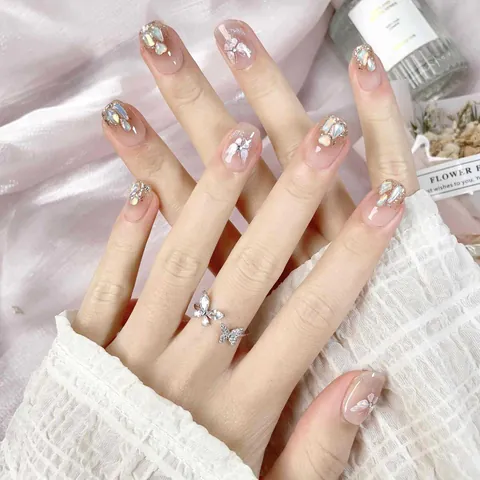 Handmade Butterfly Press-On Nails With Shell Fragments Glitter Shimmer Pink Fake Nails Short Medium Length For Women Beauty