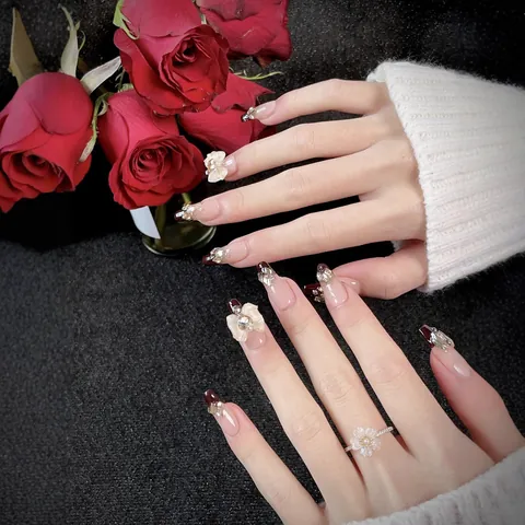 Handcrafted Wine Red French Gradient Press On Nails With 3D Bow Rhinestone Luxury Elegant Women Artificial Fake Nails