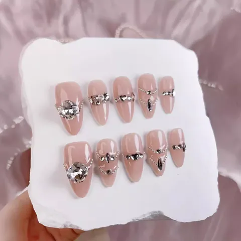 Handgefertigte Luxus Nude Rosa Katzenauge Schmetterling Strass Mandelform Aufpressnagel Für Damen Hochzeit Party Elegante Falsche Nägel