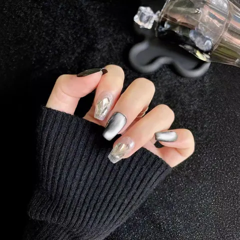 Unghie Finte a Pressione Occhio di Gatto Fatte a Mano Grigio Argento Strass 3D Cristallo Coffin Corte Ballet Donna Decorazione Nail Art