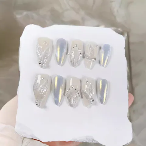 Unghie Finte a Mandorla di Lusso Fatte a Mano Perla Artificial Occhio di Gatto Sirena Design Shimmer Bianco Unghie Postizie per Donna Matrimonio