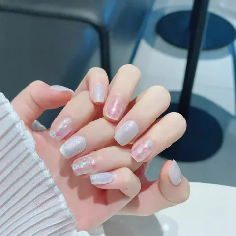 Handgemaakte Zilveren Kattenoog Opplaknagels Met Laser Hart Pailletten Kort Vierkant Rond Kunstnagels Voor Vrouwen