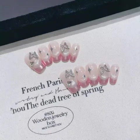 Handgefertigte Rosa Verlauf Katzenauge Französisch Press On Nägel Mit 3D Silber Schmetterling Stern Künstliche Nägel