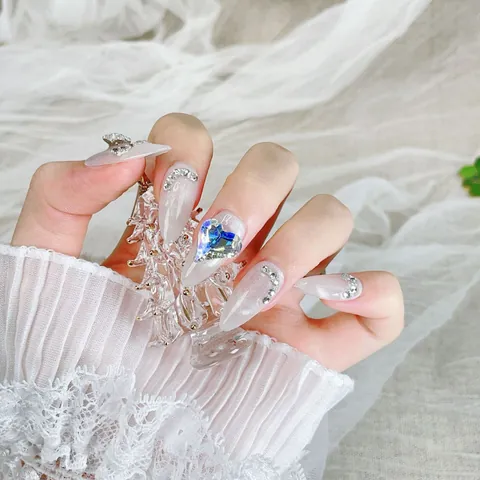 Uñas a Presión de Lujo Hechas a Mano Ojo de Gato Blanco Perla Artificial Iridiscente Largas Stiletto Forma Almendra Decoración Corazón Estrella Strass