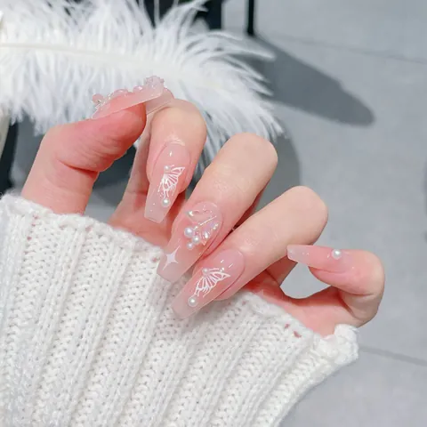 Unghie Finte a Bara Sfumate Rosa Fatte a Mano Con Farfalla 3D Fiore Perla Artificial Serpente Rilievo Elegante Riutilizzabili Donna