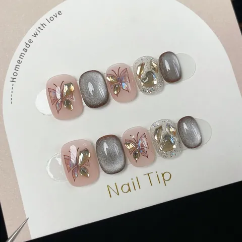 Set di Unghie Finte Fatte a Mano Occhio di Gatto Farfalla Cuore Strass Glitter Unghie Finte Corte Quadrate Tonde Punte Unghie