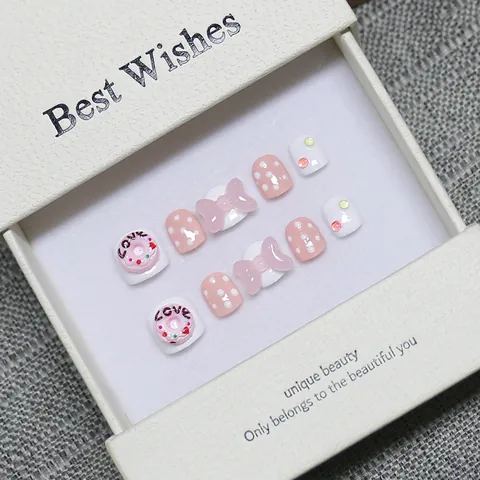 Faux Ongles Enfants Faits à la Main Design 3D Nœud Rose Donut Court Carré Coffret Cadeau pour Filles Bijoux de Fête