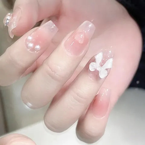 Unghie Finte a Pressione Fatte a Mano Sfumatura Rosa Forma Bara Con Fiocco 3D Perla Artificial Cuore Design Stile Dolce Donna