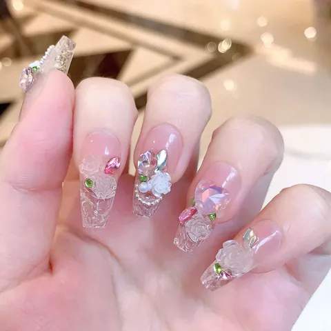 Unghie a Pressione Fatte a Mano 3D Rosa Fiore Sfumato Rosa Bara Lunga Unghie Finte Con Strass Cuore Perla Lusso Decorazioni Unghie