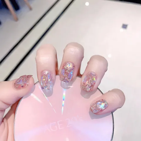 Handmade Aurora Glitter Press On Nails Shimmering Rhinestone Candy Style Short Square Round Fake Nails Women Party Manicure