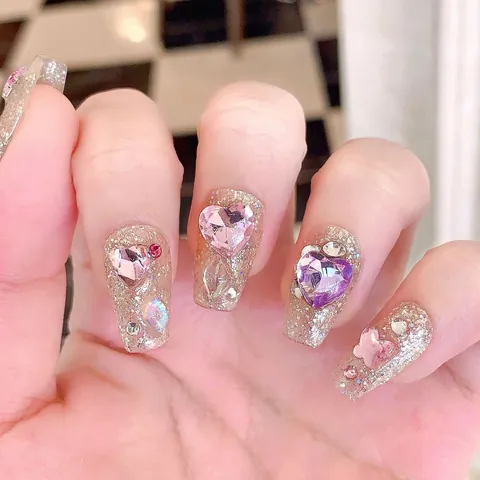 Uñas Postizas a Presión Brillantes Hechas a Mano Estilo Atrapasueños Ataúd Corto Corazón 3D Diamantes de Imitación Mariposa