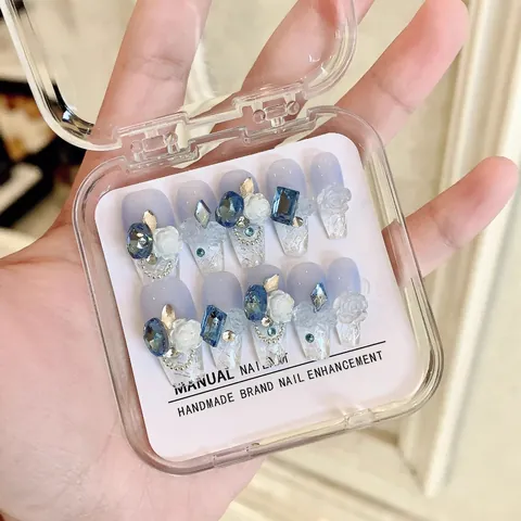 Unghie Finte Fatte a Mano Sfumatura Blu Rosa di Ghiaccio 3D Strass Unghie Artificiali per Donna Set per Nail Art di Lusso