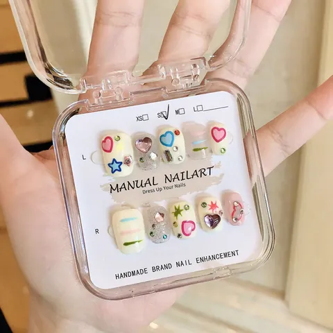 Handmade Y2K Sweet Heart Star Press On Nails Vintage Short Squoval Hand Painted Rhinestone Decoration Women Decorative Nail Art