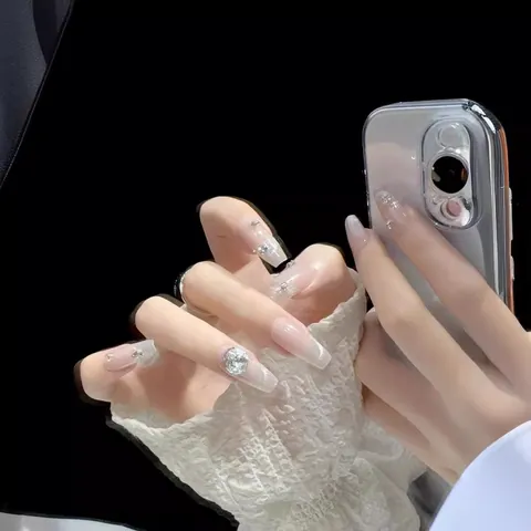 Uñas Postizas Coffin Hechas a Mano Rosa Nude Degradado Ojo de Gato Lujo Strass Brillantes Uñas para Mujeres Diario Fiesta