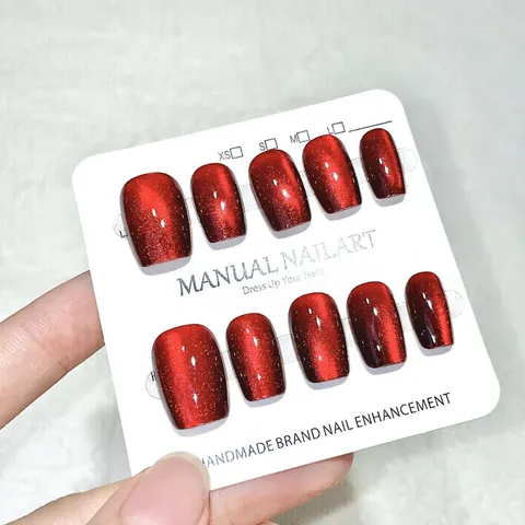 Handgefertigte Katzenaugen Glänzende Aufklebbare Nägel Kit Glitzer Strass Gel Falsche Nägel Für Damen Alltag Party Maniküre Dekoration