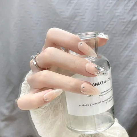 Handmade Almond Press On Nails Nude Pink Silver Glitter Line Rhinestone Detachable UV Gel Finish Fake Nails Set For Women