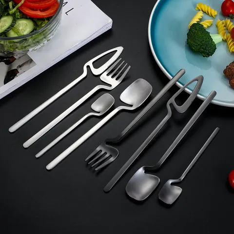 Set Posate in Acciaio Inossidabile 304 Coltello Forchetta Cucchiaio Appeso Stoviglie Industriali Moderne per Cucina