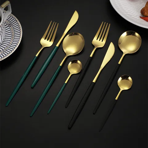 Couverts de Luxe en Acier Inoxydable Portugal Service de Table Poli Miroir Ensemble Couteau Fourchette Cuillère à Dîner Cuillère à Thé Avec Boîte Cadeau Pour Maison Mariage Restaurant