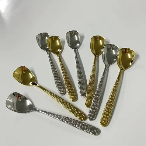 Cucchiaio da Caffè in Acciaio Inossidabile 304 Moderno Con Manico a Trama Martellata Testa Quadrata Cucchiaio da Dessert Oro Argento