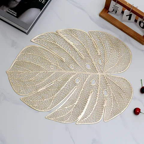 Opengewerkte Monstera Blad PVC Place Mat Hittebestendig Metallisch Tafelmatje Decoratief Voor Huis Keuken Restaurant