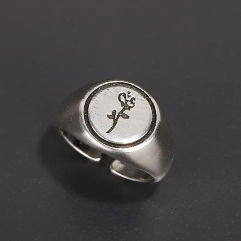 Anello a Sigillo con Rosa in Rame Placcato Argento Vintage Anello Regolabile per Uomo Donna Gioielli Retro Floreali