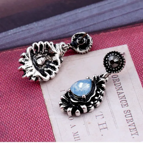 Vintage Antique Silver Alloy Teardrop Earrings With Faux Moonstone Rhinestone Accents Hollow Jewelry For Women Party Gift