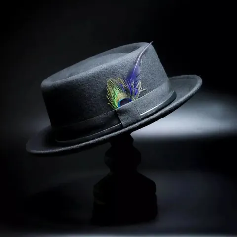 Vintage Wool Felt Fedora Hat With Peacock Feather Decoration Grosgrain Ribbon Wide Brim Pork Pie Hat For Men Women Warm