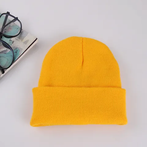 Berretto Minimalista in Maglia di Acrilico Tinta Unita per Donna Uomo Autunno Inverno Caldo Antivento Risvoltato Morbido