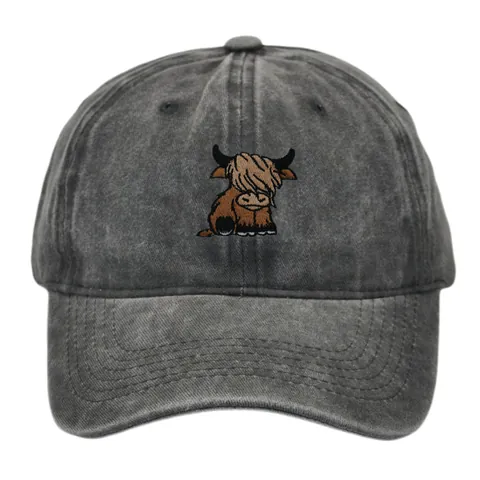 Highland Cow Embroidered Baseball Cap For Men Women Washed Cotton Vintage Adjustable Dad Hat Outdoor Sunshade Duck Tongue Cap