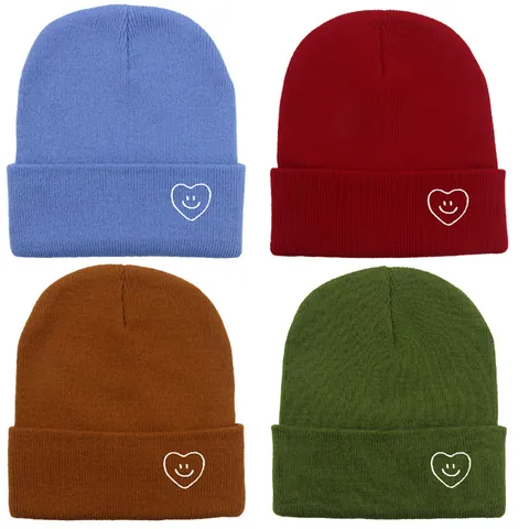 Berretto In Maglia Di Acrilico Invernale Caldo Con Risvolto Ricamo Cuore Sorriso Casual Moda Outdoor Cappello Coppia