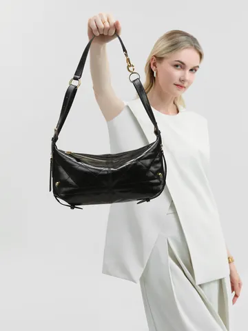 Women Quilted Shoulder Bag Rhombic Pattern PU Leather Hobo Underarm Bag With Gold Hardware Versatile Ladies Handbag