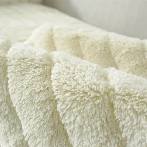 Tappeto Nordico in Peluche Lungo Ispessito Antiscivolo Tappetino a Righe Morbido per Soggiorno Camera da Letto Copridivano