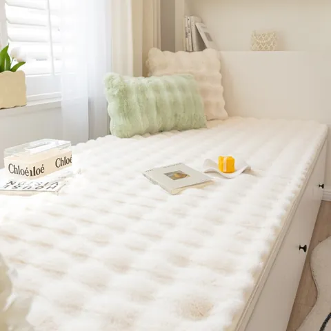 Alfombra de Alféizar de Peluche de Conejo Estilo Crema Francés Masaje de Burbujas 3D Antideslizante Engrosada Piel Sintética para Dormitorio Balcón