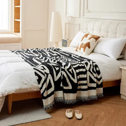 Bohemian Chenille Geometric Throw Blanket Reversible Decorative Bed Runner Soft Tassel Sofa Cover For Bedroom Living Room Home Decor