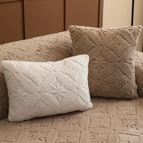 Thickened Nordic Plush Sofa Cushion Non-Slip Warm Sofa Cover With Snowflake Rhombus Geometric Pattern Soft Decorative Furniture Protector