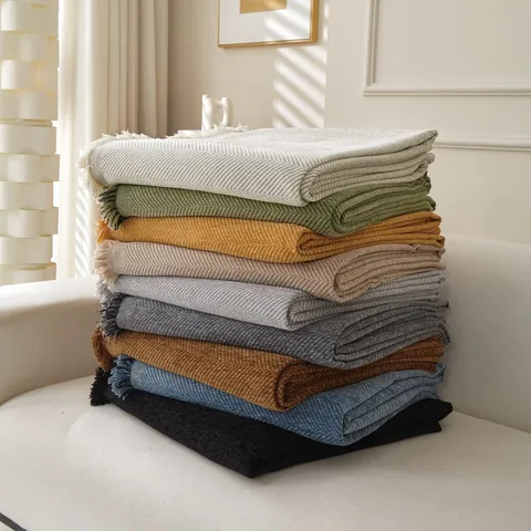 Housse de Canapé Luxe Chenille Chevrons Avec Glands Épais Doux Antipoussière Jeté de Canapé Toutes Saisons Décor de Salon