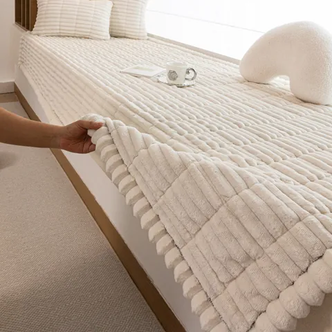 Thicken Flannel Bay Window Mat Modern Cream Style Striped Plush Tatami Cushion Non-Slip Soft Sofa Cover For Bedroom Balcony