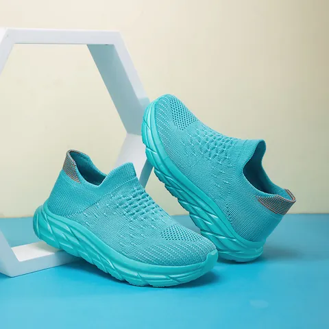 Kids Flyknit Sock Shoes Breathable Lightweight Slip-on Athletic Sneakers For Boys Girls Soft Sole Casual Sports Shoes