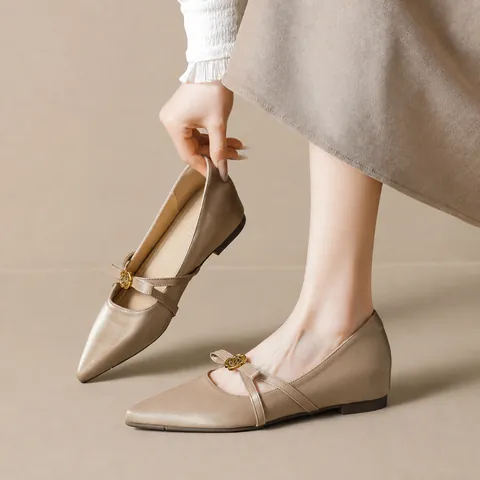 French Vintage Satin Pointed Toe Mary Jane Shoes Women Elegant Flower Buckle Hidden Height Increase Wedding Party Flats