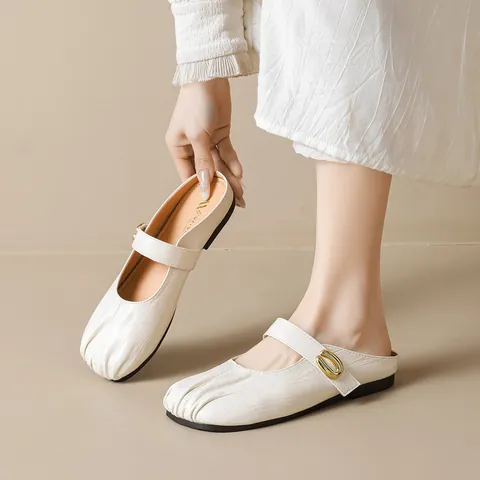 Women's French Style Pleated Mary Jane Mules Low Flat Soft Sole Closed Toe Slippers With Metal Buckle Vintage Casual Shoes