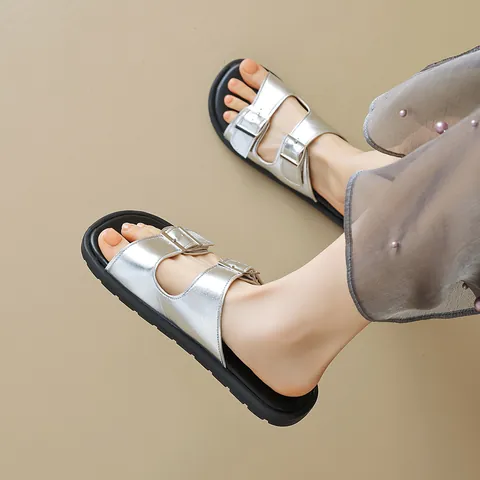 Women Retro Silver Buckle Slides Microfiber Leather Flat Summer Beach Sandals Comfortable Non-Slip Rubber Sole Slippers